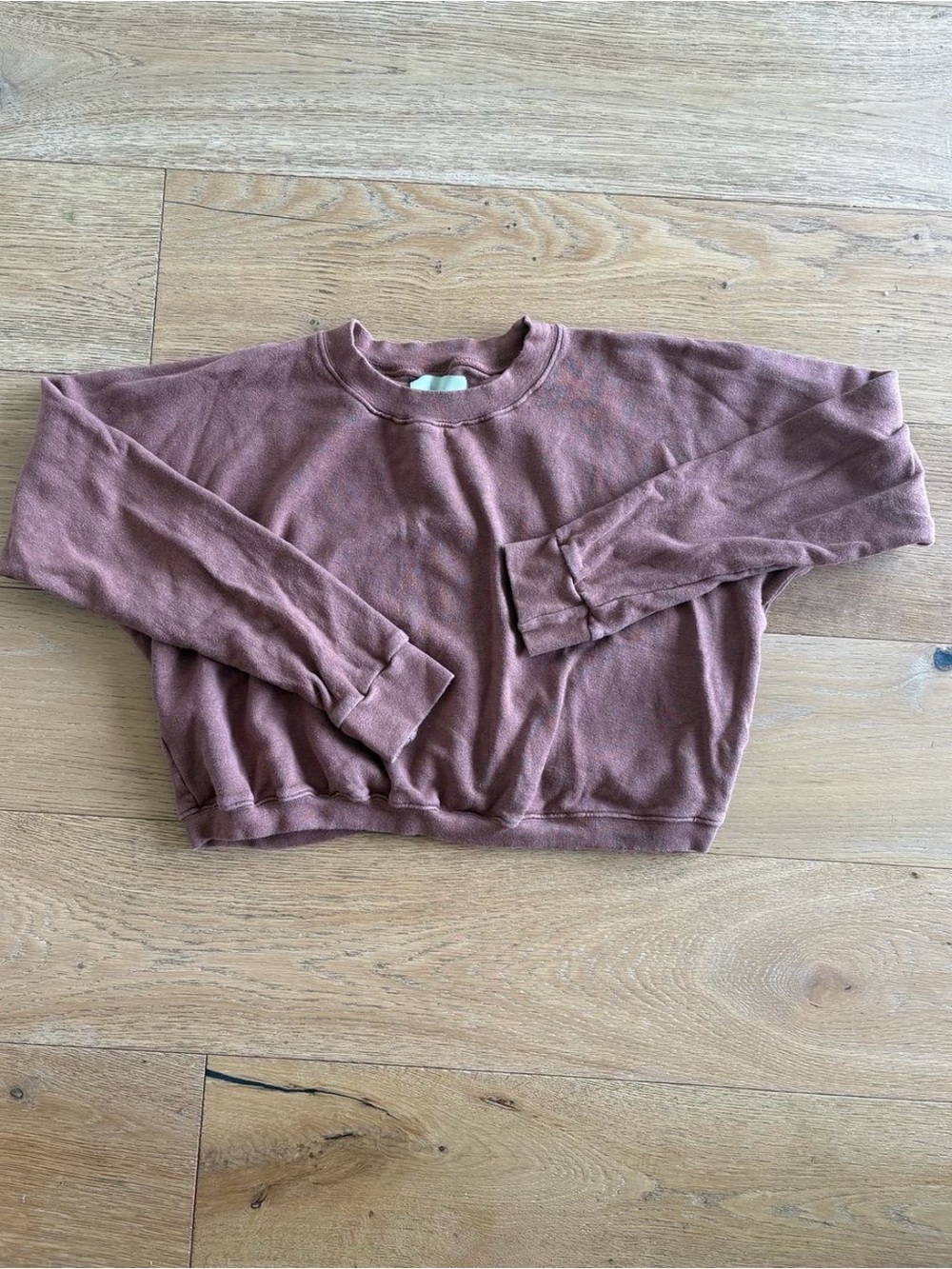 Aliya Wanek “Ami” sweatshirt - Picture 2 of 3